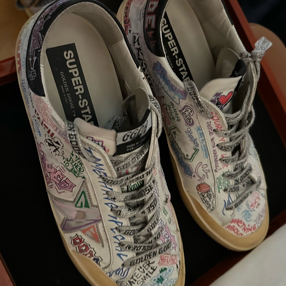 NEW Golden Goose Sneakers